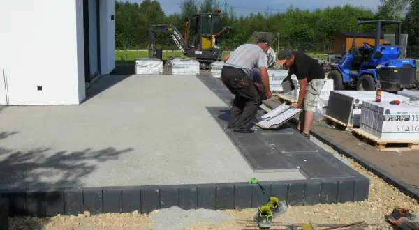 Betonowy podjazd jak nowy? Renowacja krok po kroku z ekspertem