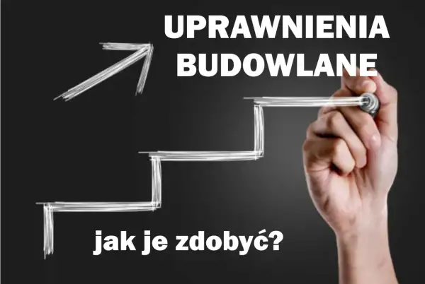 Droga do zdobycia uprawnień budowlanych elektrycznych. Ręka rysuje schody kariery i strzałkę w górę.